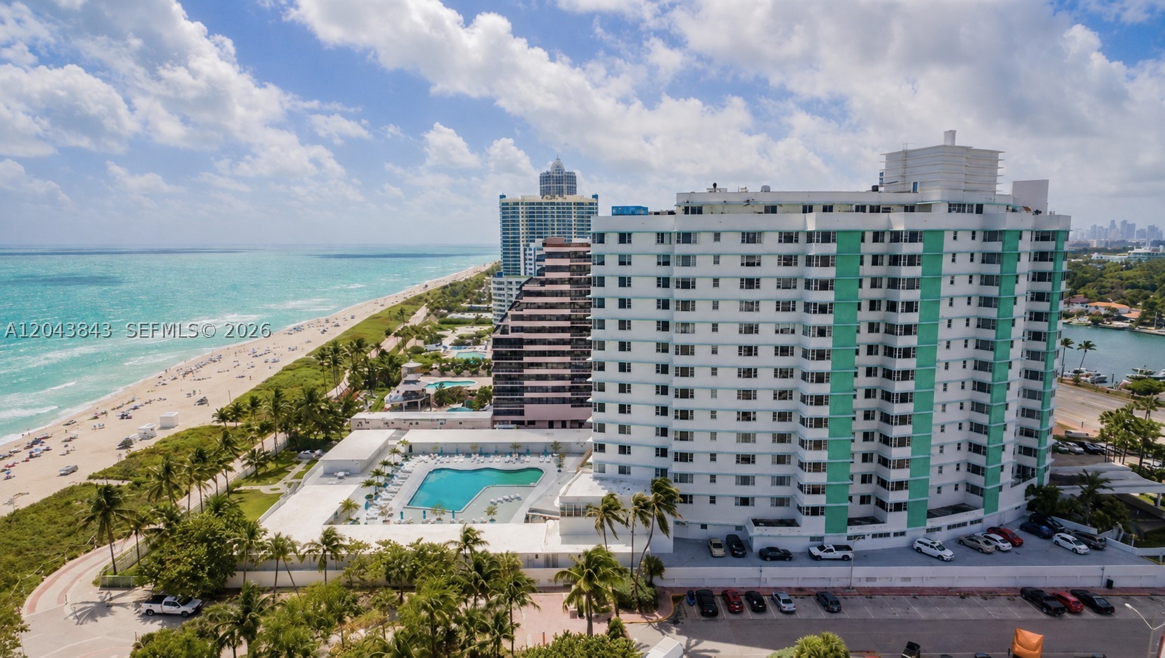 Spacious residence in one of Miami Beach’s most desirable oceanfront locations. Featuring 1560sq ft, this oversized unit features 1 bedroom, a Den, an additional room ideal for a guest room or home office, and 2 full bathrooms. Enjoy ocean views, abundant natural light, and a flexible layout rarely found in the area.
Rent includes all utilities, providing exceptional value for the size and location. Residents enjoy direct beach access with beach service, a fitness center, and assigned parking space.
An outstanding opportunity to enjoy Miami Beach living at an attractive price, especially considering the generous square footage, included utilities, and resort-style amenities.