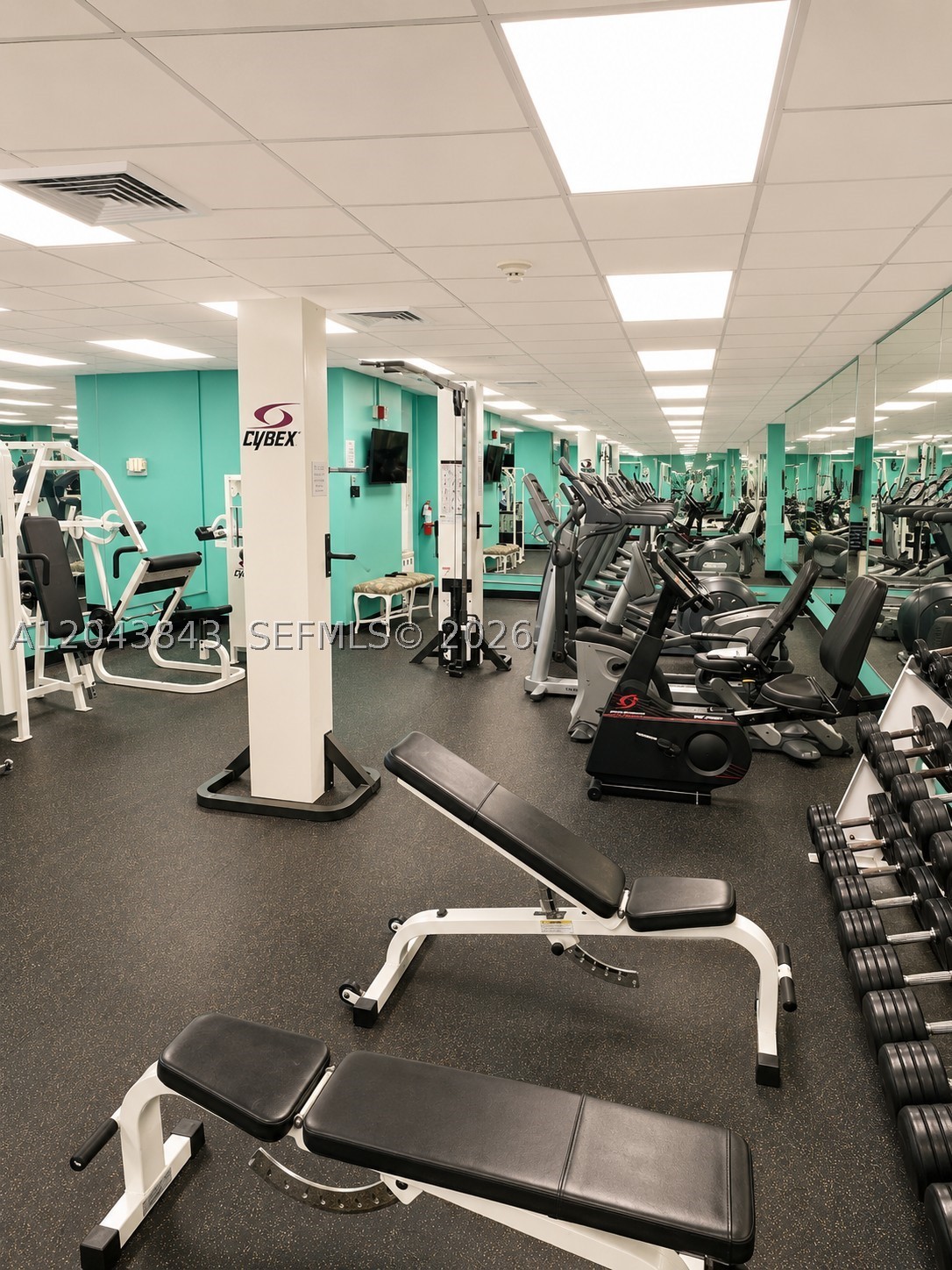 IMPERIAL HOUSE CONDO - Residential Lease