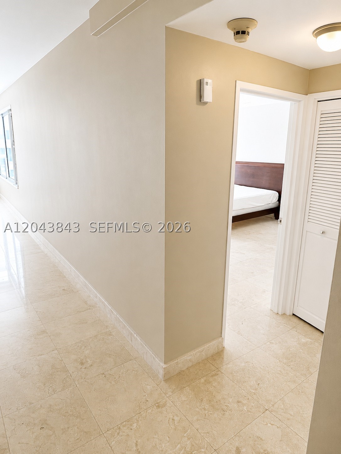 IMPERIAL HOUSE CONDO - Residential Lease