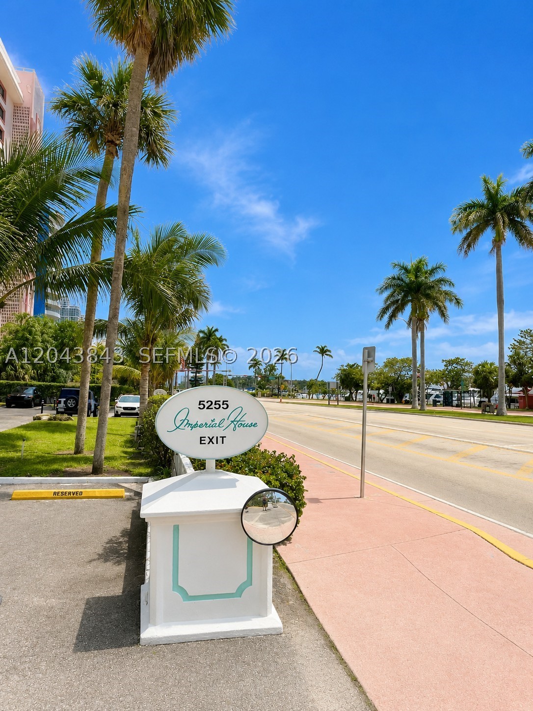 IMPERIAL HOUSE CONDO - Residential Lease