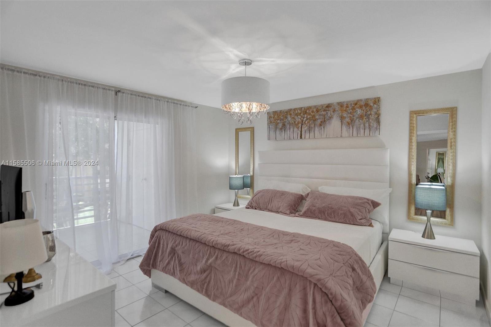 LE FRONTENAC CONDO - Residential