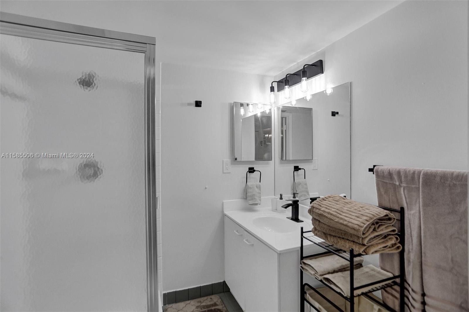LE FRONTENAC CONDO - Residential