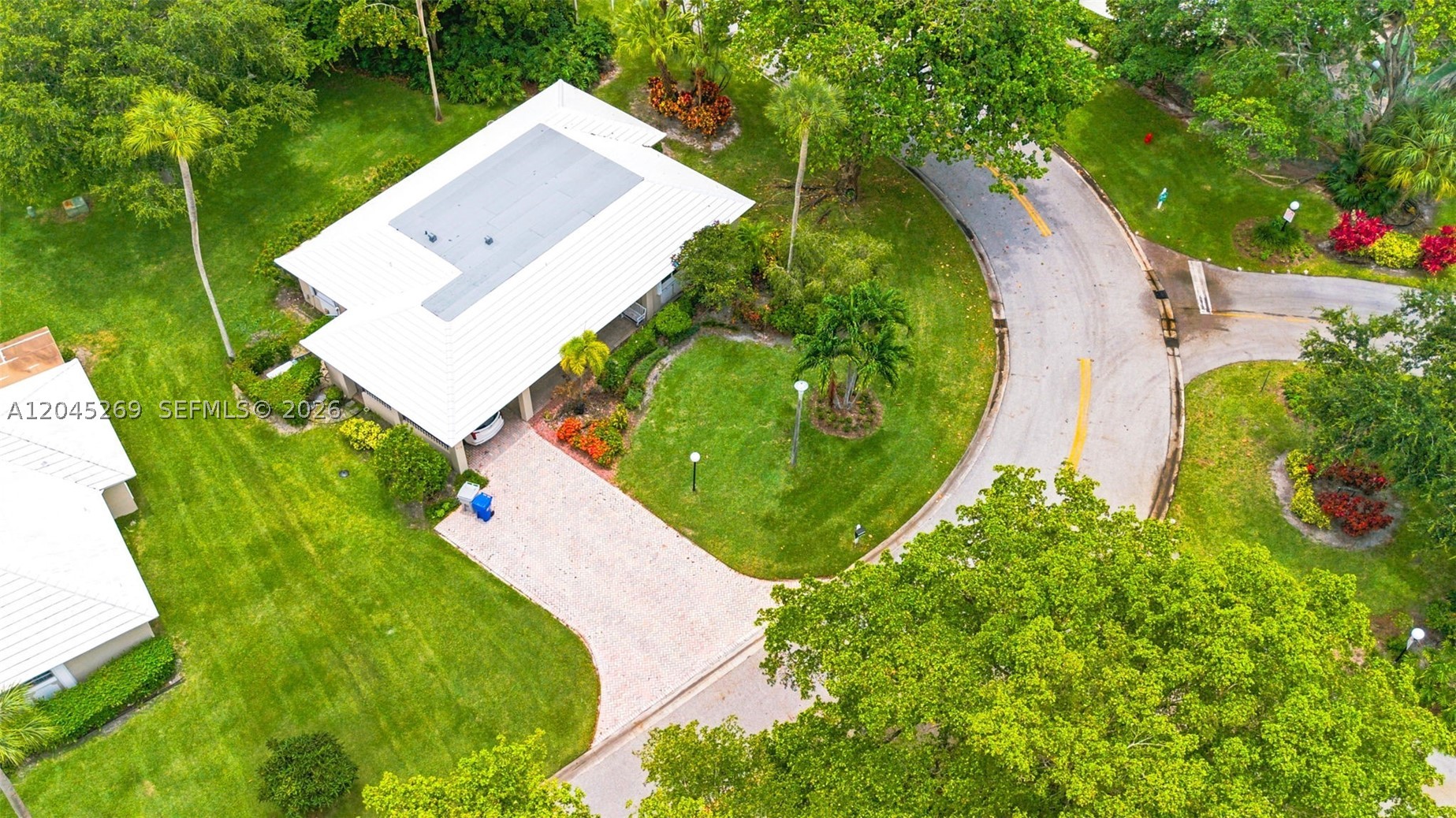 NO 100 PALM-AIRE COUNTRY - Residential