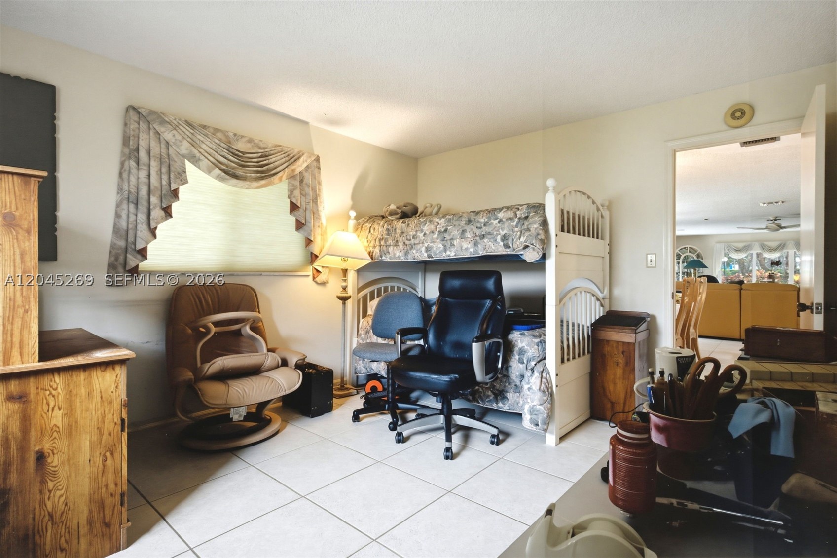 NO 100 PALM-AIRE COUNTRY - Residential