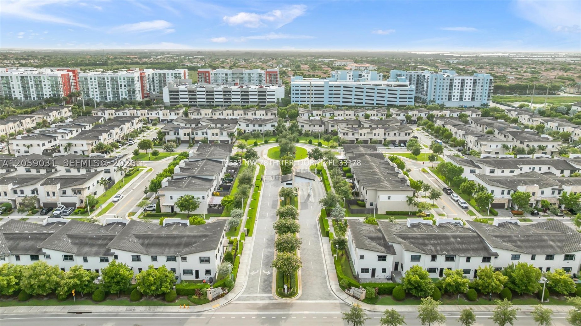 GRAND BAY SOUTH TOWNHOMES - Residential