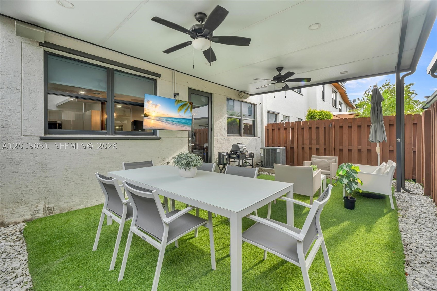 GRAND BAY SOUTH TOWNHOMES - Residential