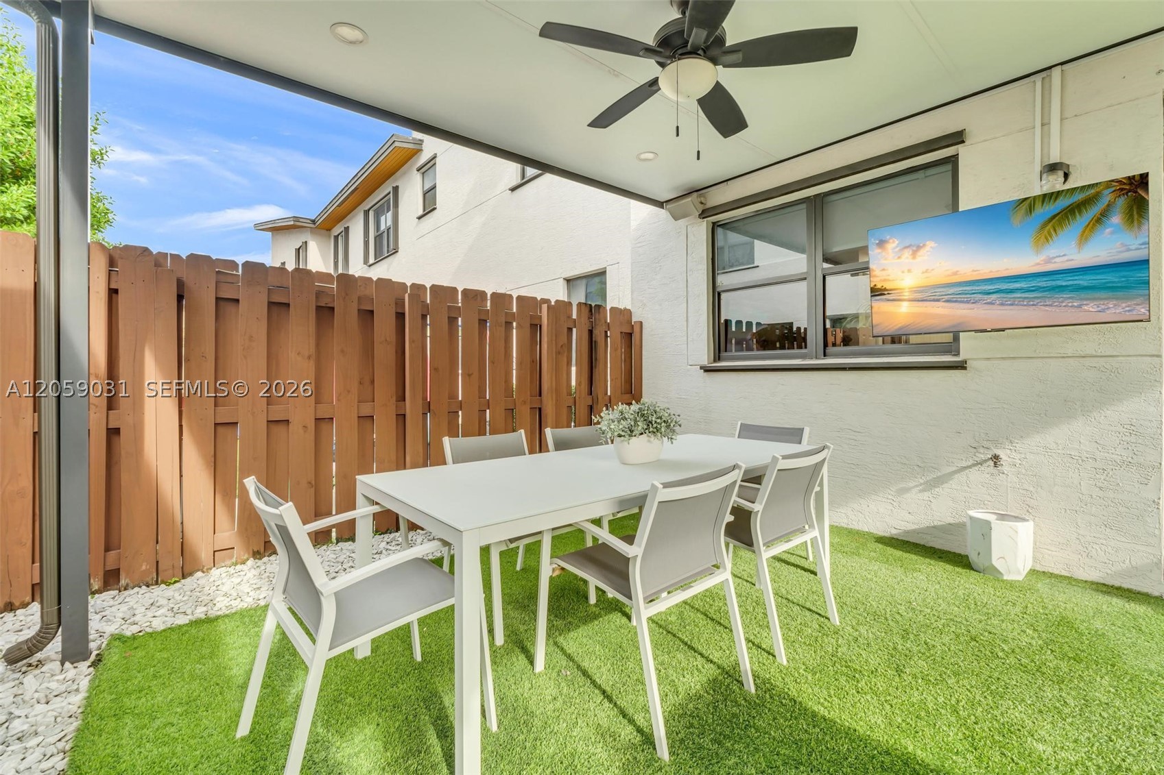GRAND BAY SOUTH TOWNHOMES - Residential