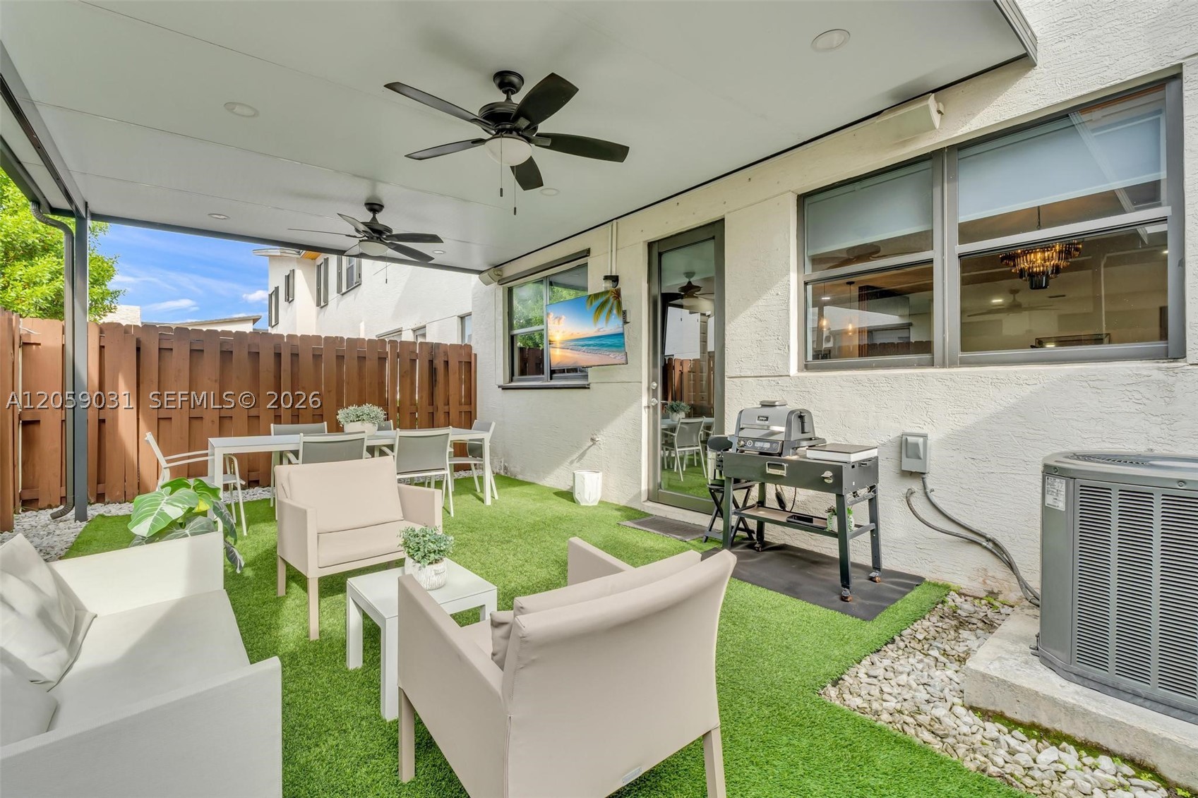 GRAND BAY SOUTH TOWNHOMES - Residential