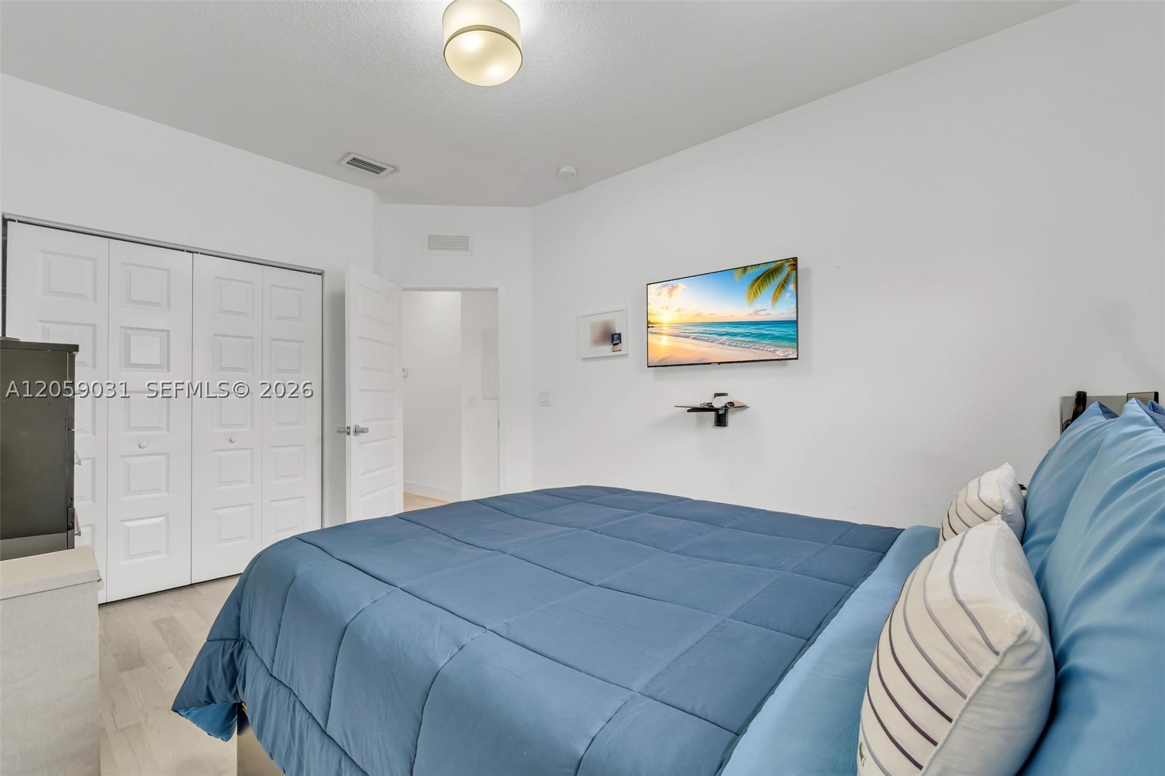 GRAND BAY SOUTH TOWNHOMES - Residential