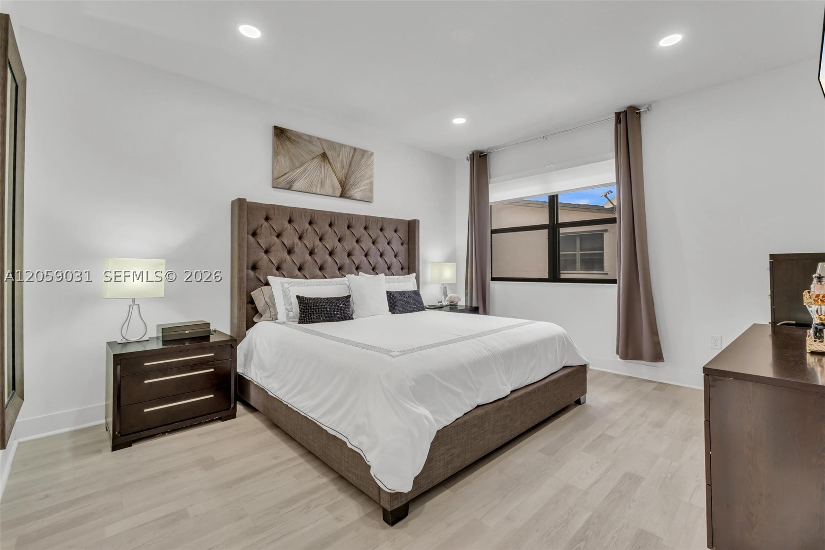 GRAND BAY SOUTH TOWNHOMES - Residential