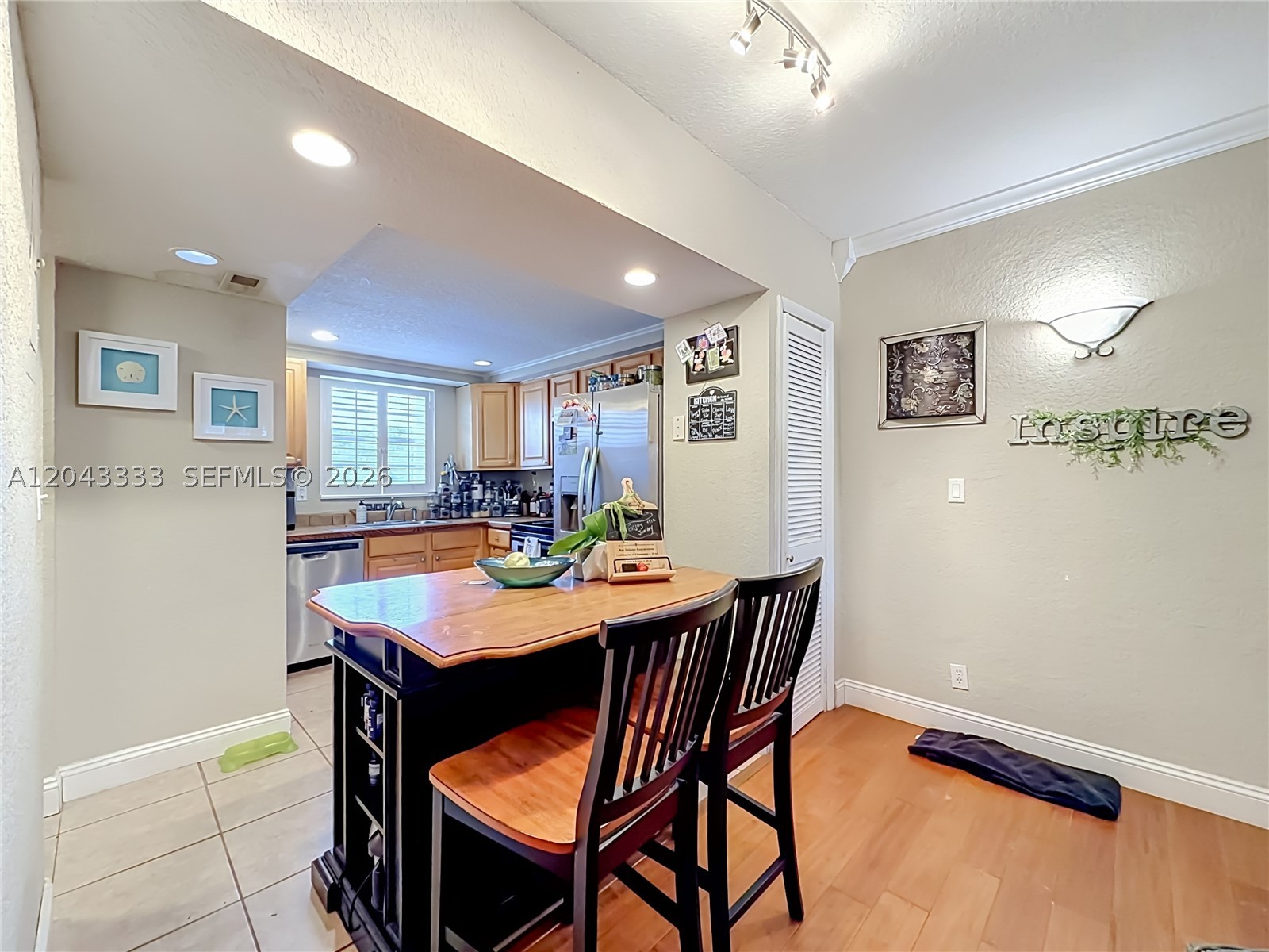 MOORING CONDO AT PINE CRE - Residential