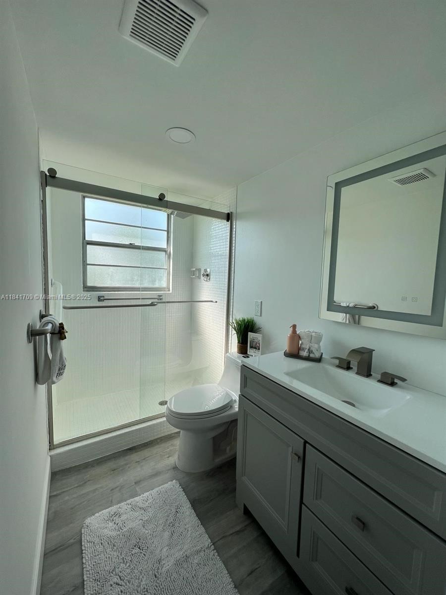 LINCOLN AT CENTURY VILLAG - Residential