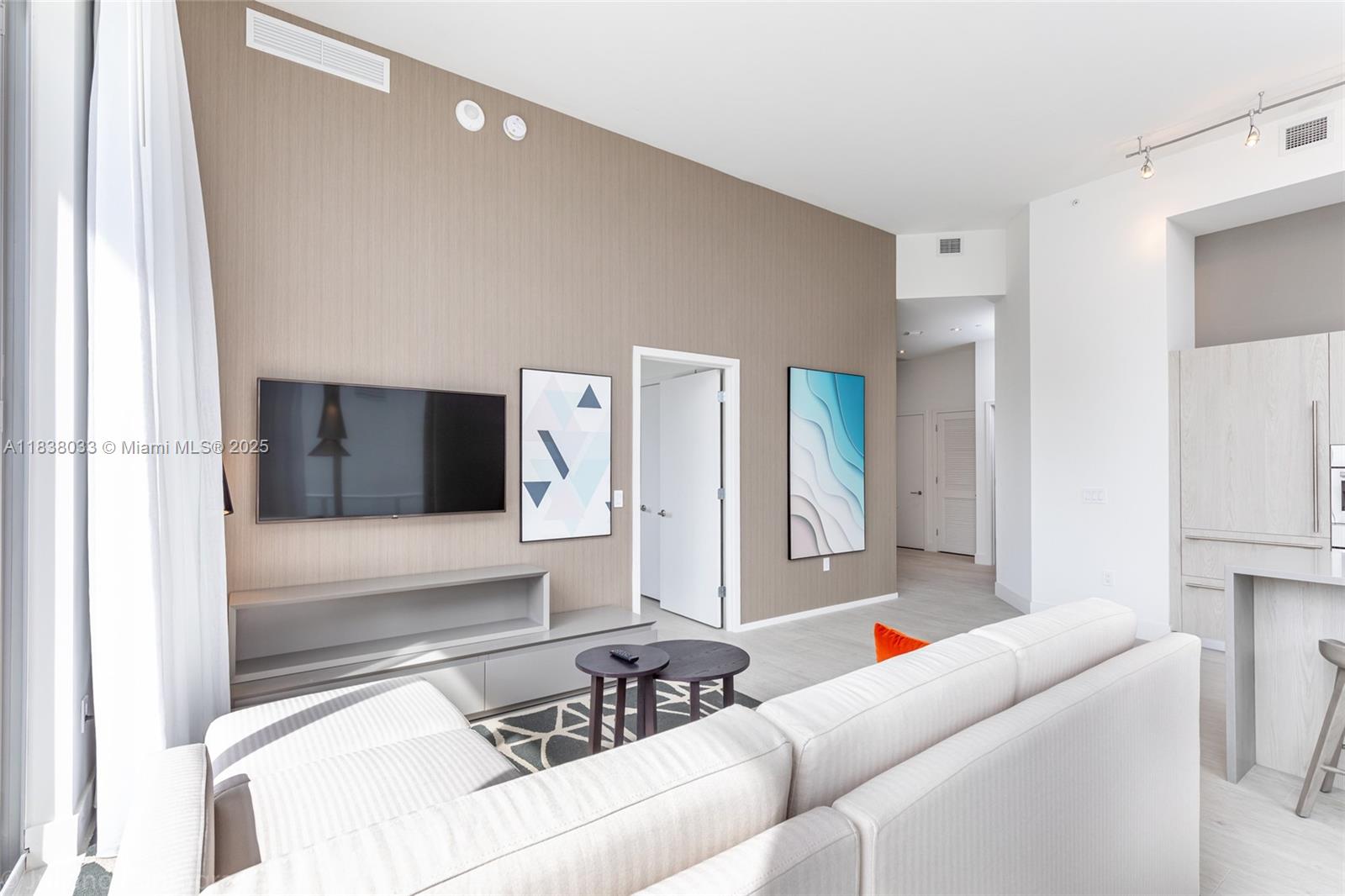 4010 SOUTH OCEAN CONDO - Residential