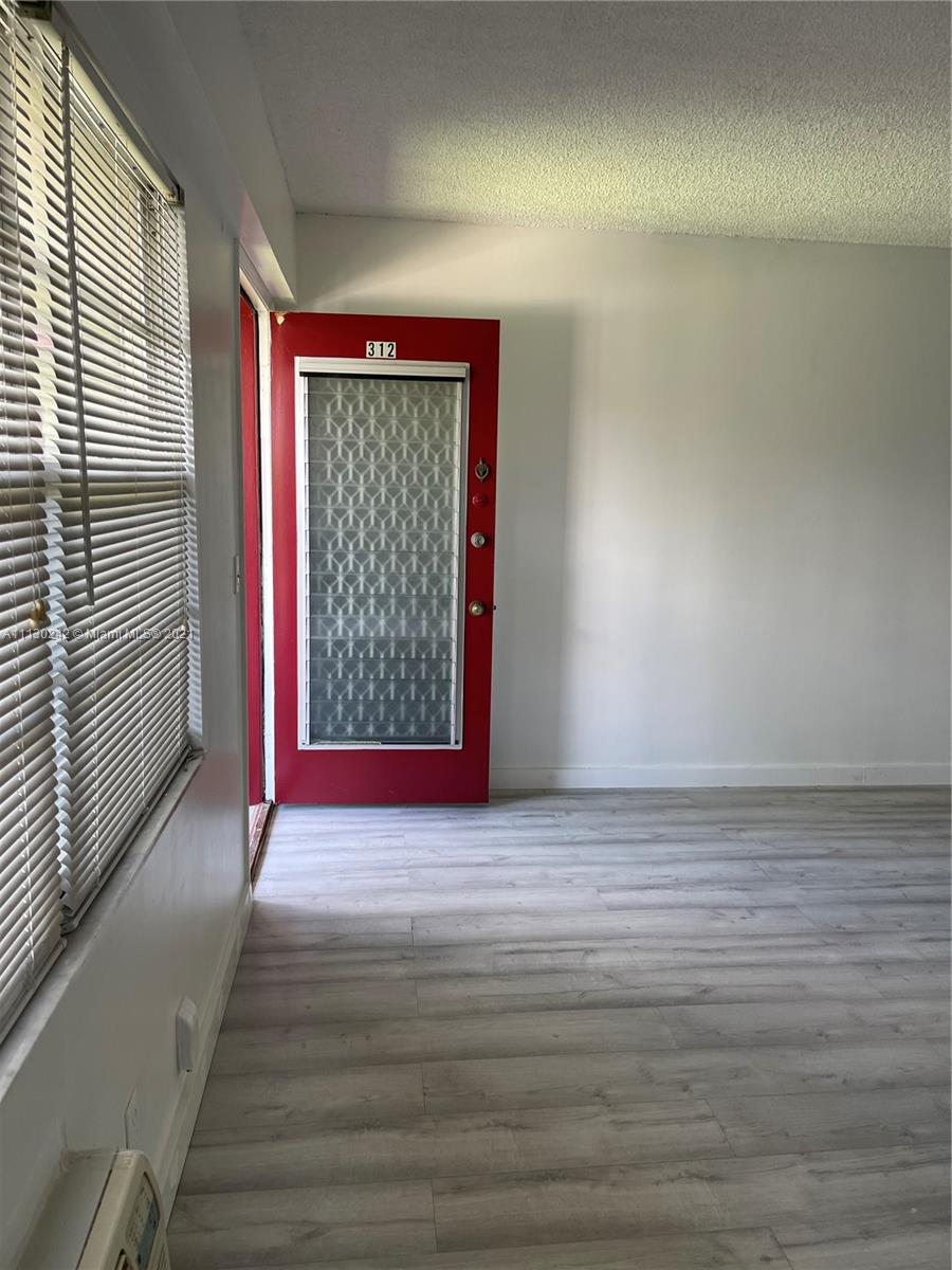NEW HAMPTON AT CENTURY VI - Residential Lease