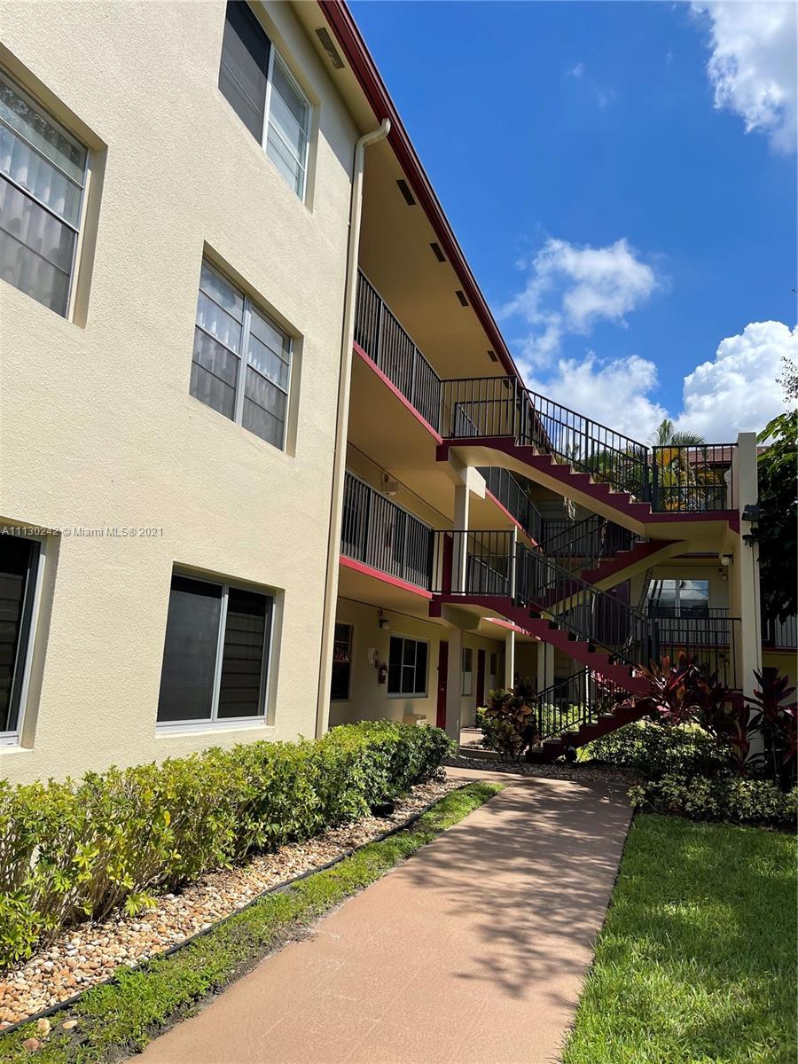 NEW HAMPTON AT CENTURY VI - Residential Lease