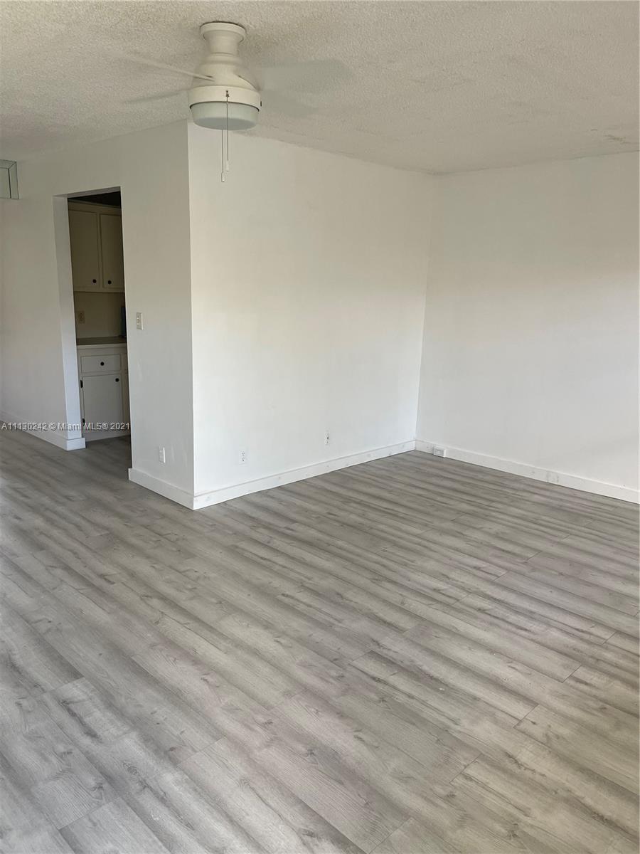 NEW HAMPTON AT CENTURY VI - Residential Lease