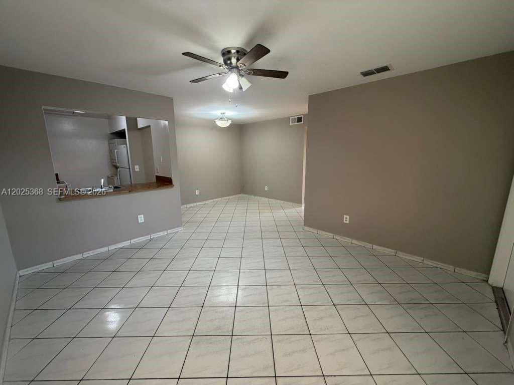 LAGO GRANDE ONE CONDO - Residential Lease