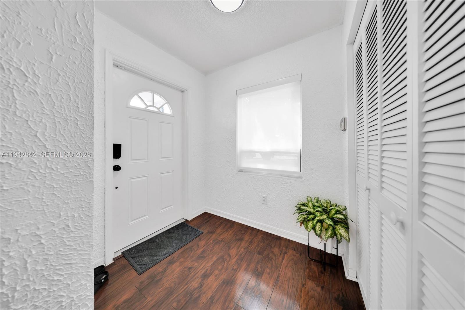 AMERICAN HOMES - Residential Lease