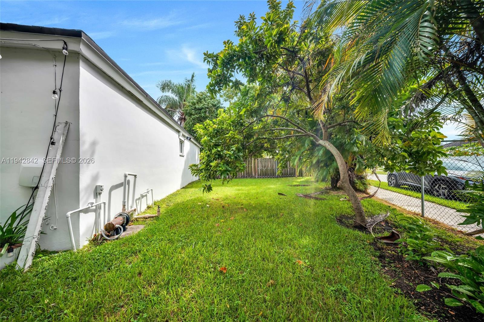 AMERICAN HOMES - Residential Lease