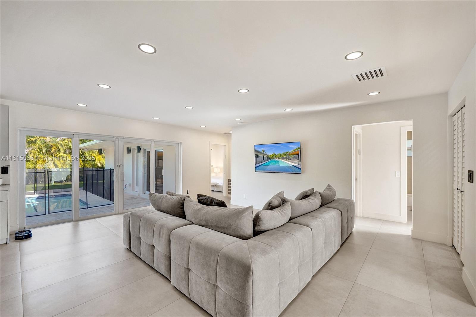 HIGHLAND LAKES SEC 2 - Residential