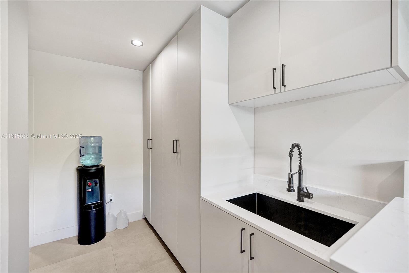 HIGHLAND LAKES SEC 2 - Residential