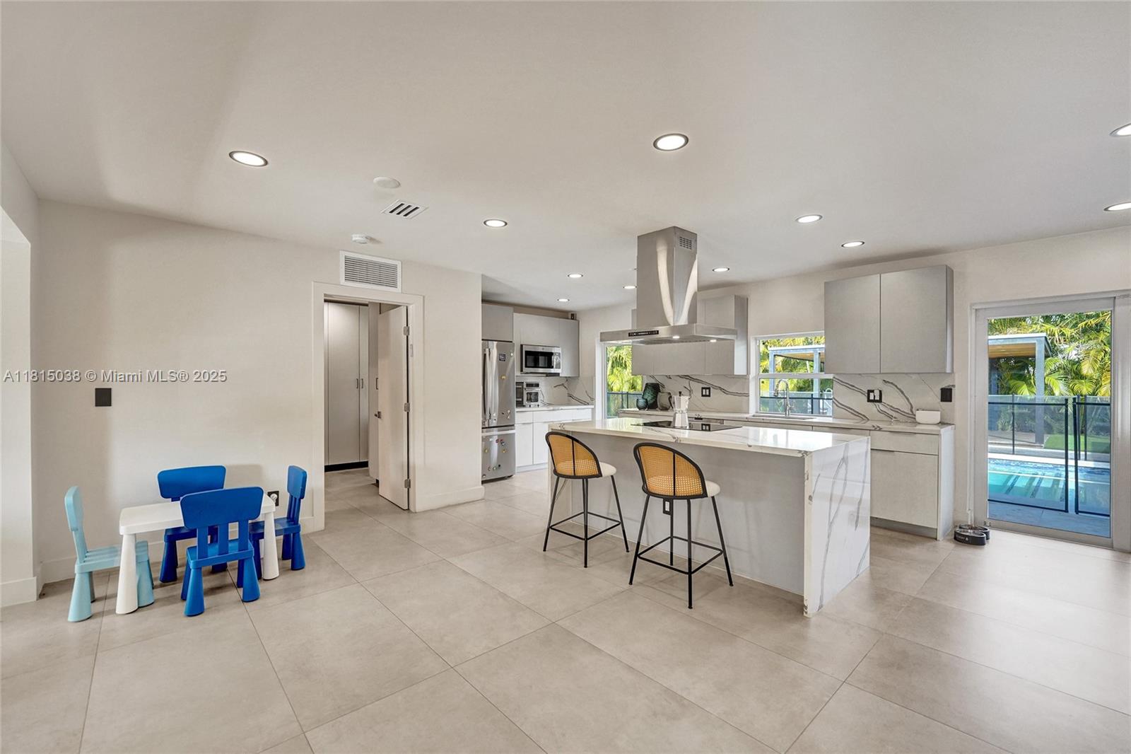 HIGHLAND LAKES SEC 2 - Residential