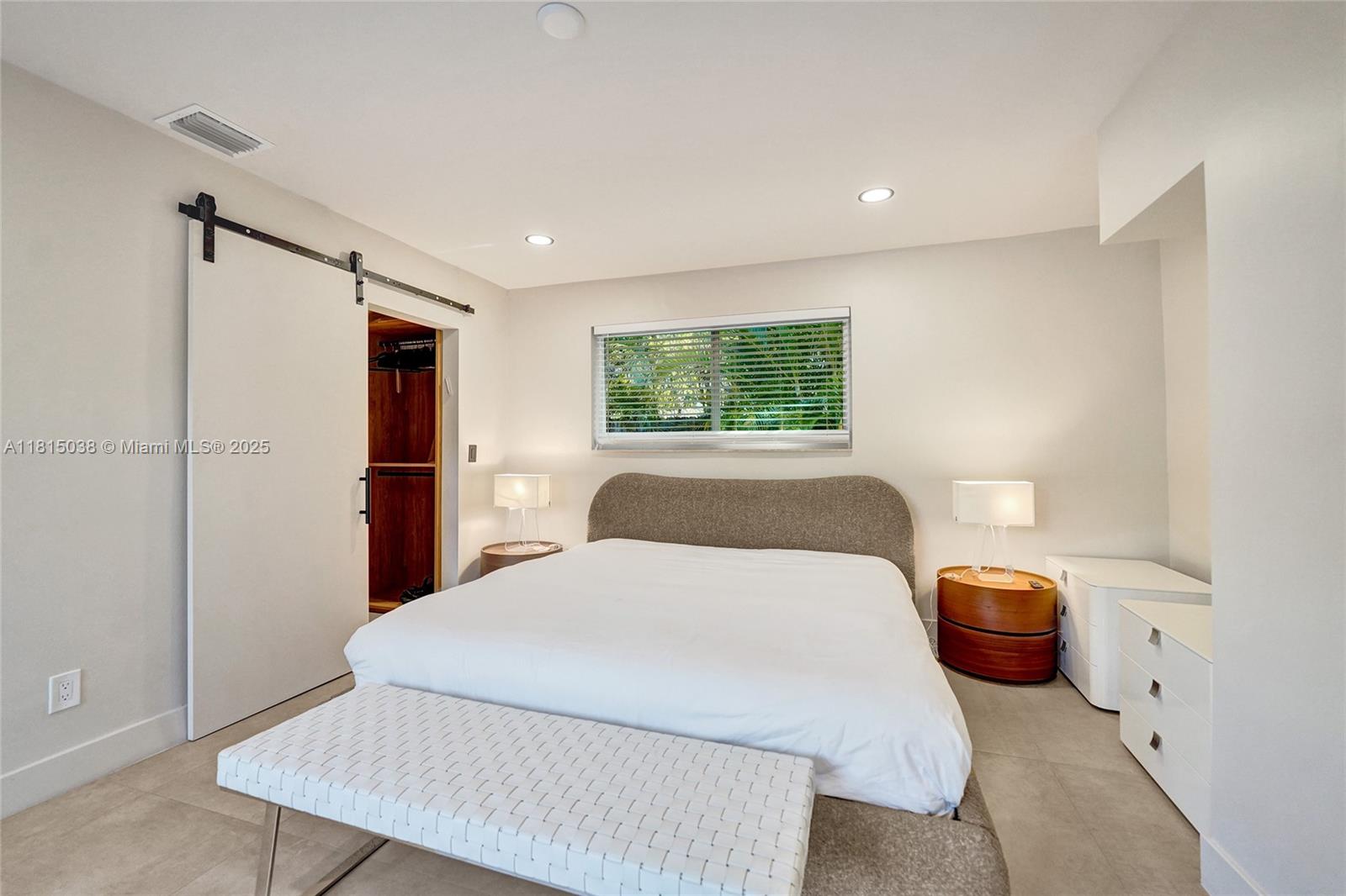 HIGHLAND LAKES SEC 2 - Residential