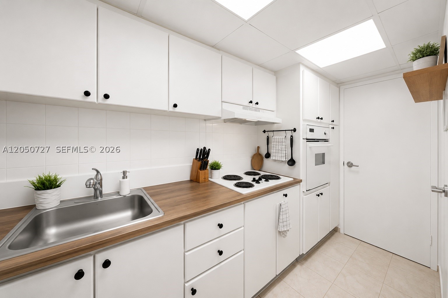 MIRADOR 1200 CONDO - Residential Lease