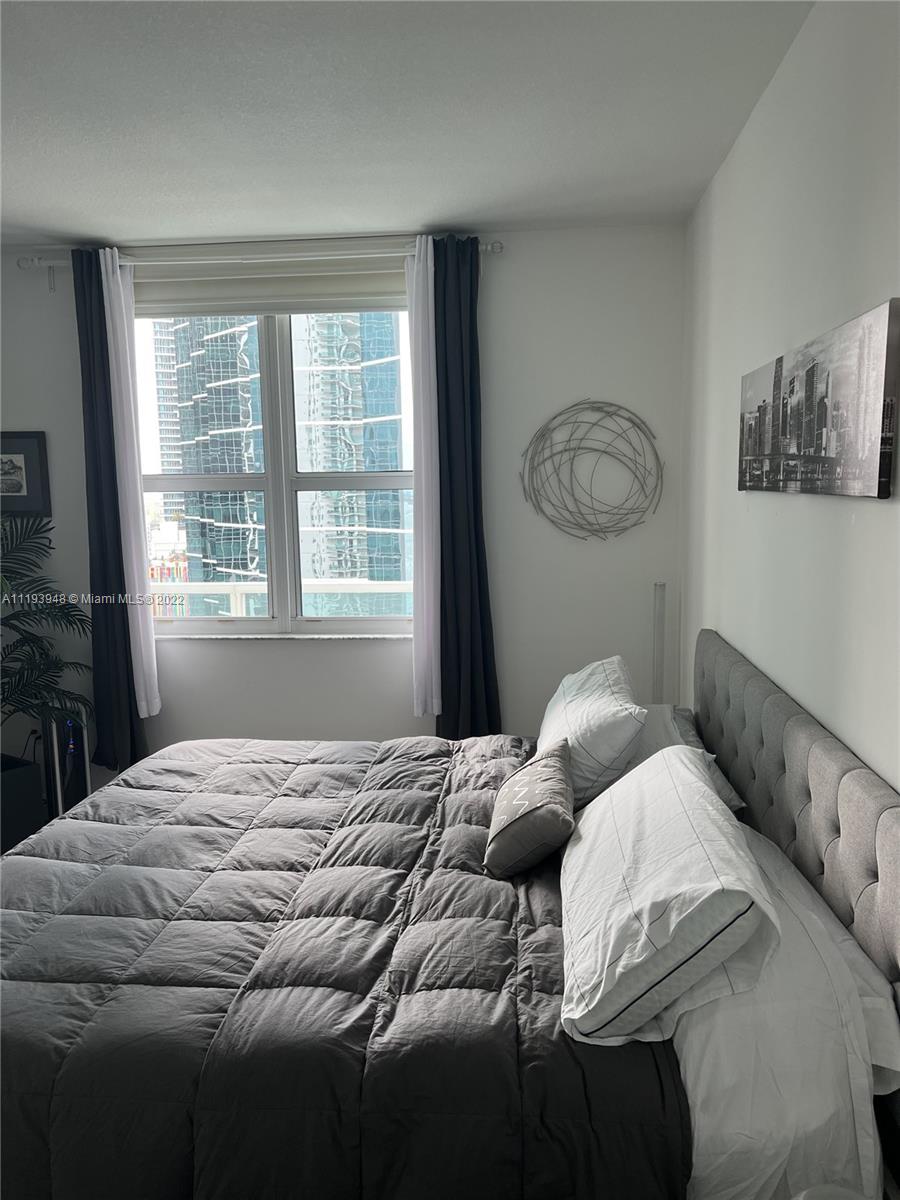 SOLARIS AT BRICKELL BAY C - Residential