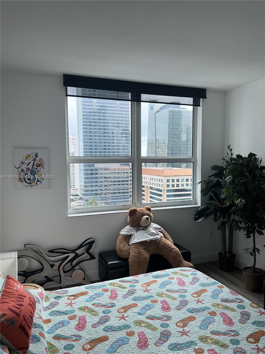 SOLARIS AT BRICKELL BAY C - Residential