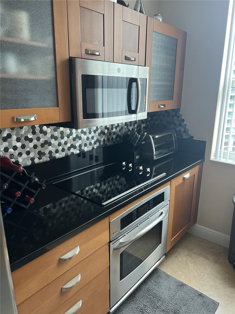 SOLARIS AT BRICKELL BAY C - Residential