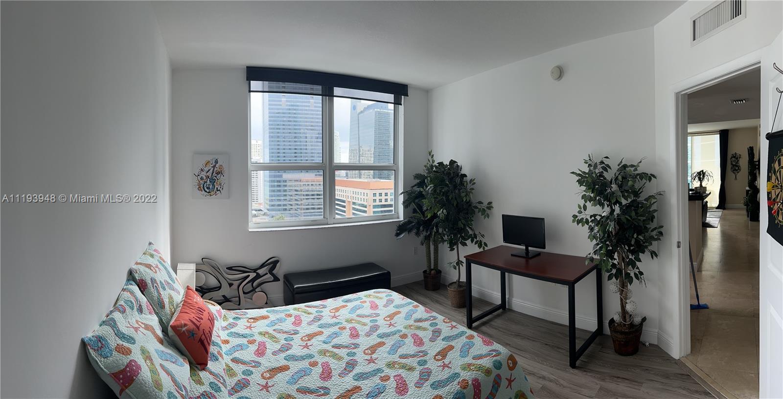 SOLARIS AT BRICKELL BAY C - Residential