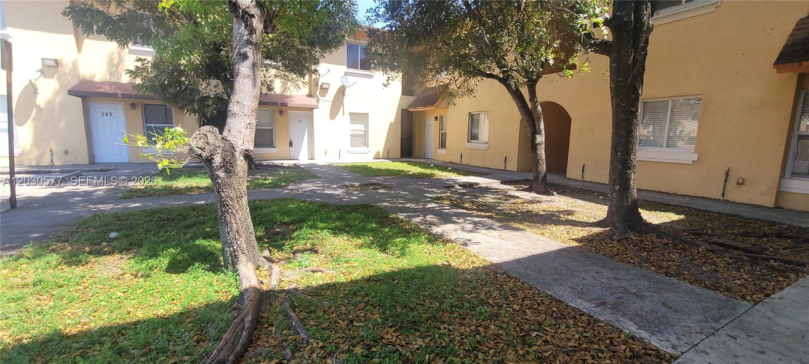 HIALEAH 3RD ADDN - Residential Lease