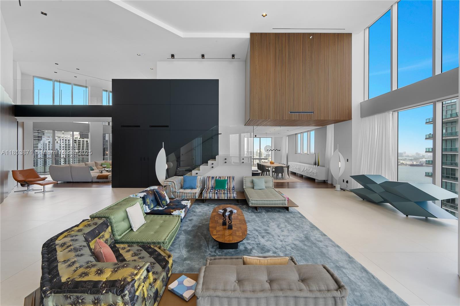 BRICKELLHOUSE CONDO - Residential