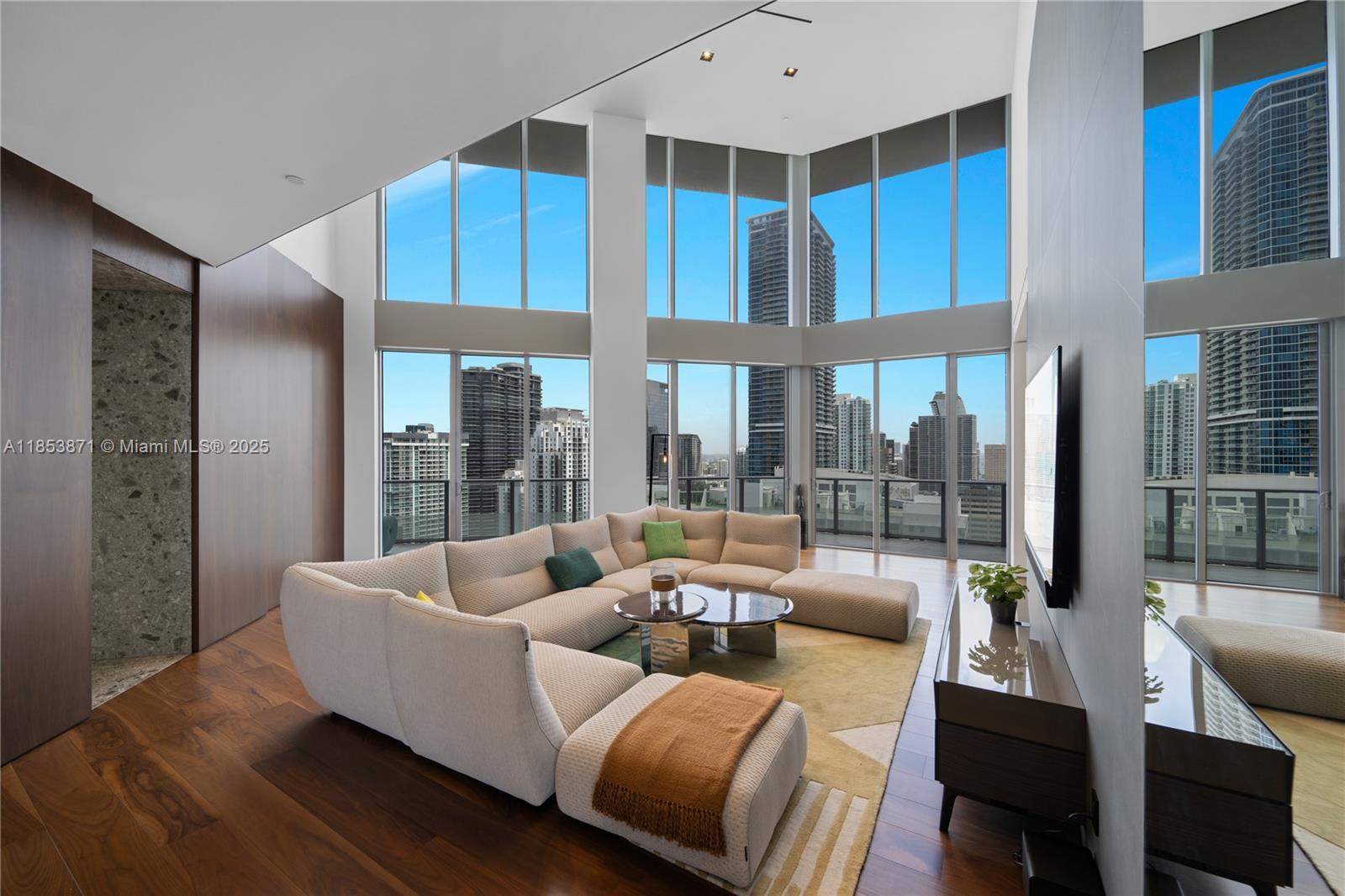 BRICKELLHOUSE CONDO - Residential