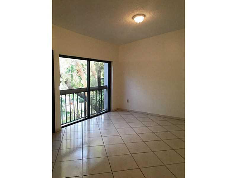 HIGHLANDS KENDALE LK COND - Residential Lease