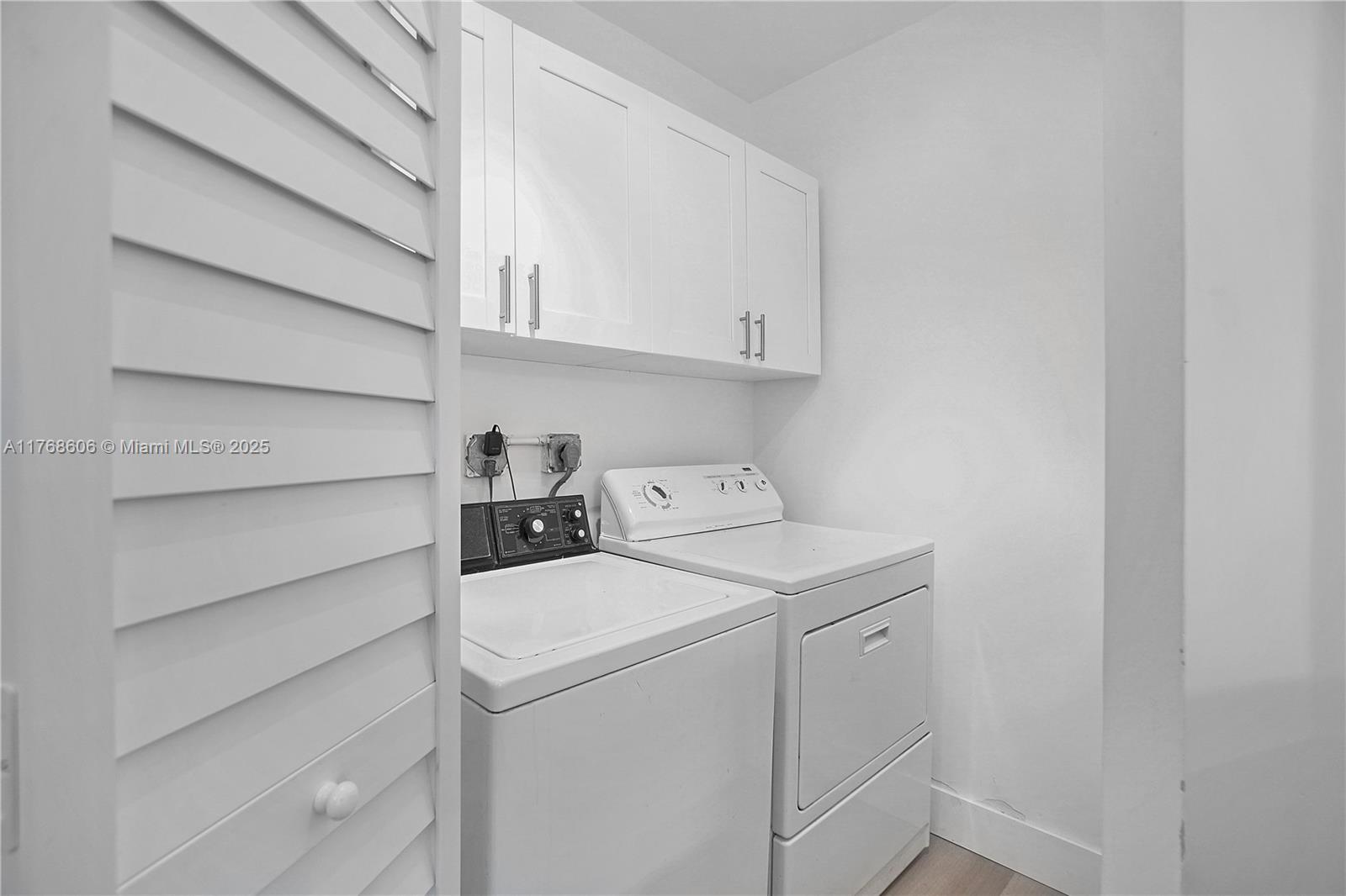 MANATEE CONDO - Residential Lease