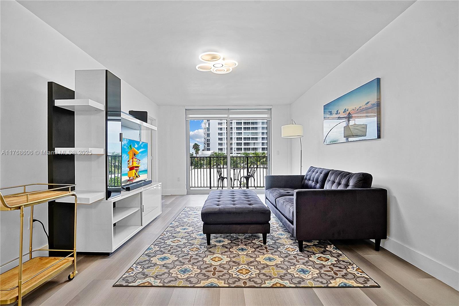 MANATEE CONDO - Residential Lease