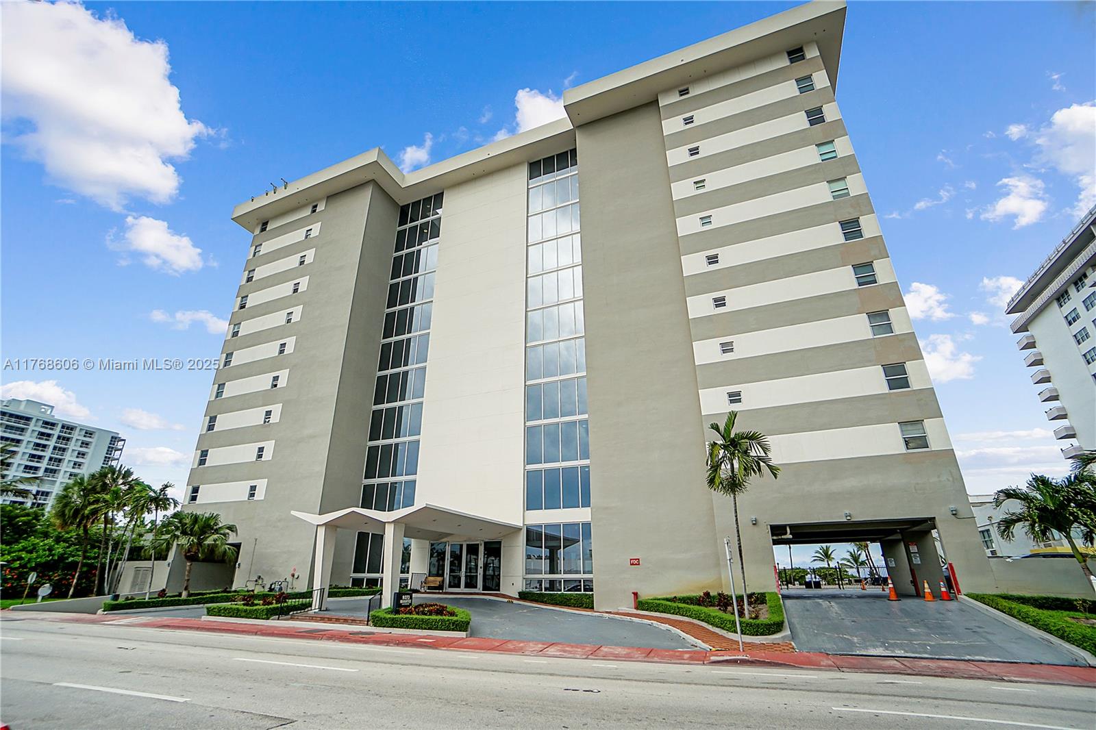 MANATEE CONDO - Residential Lease