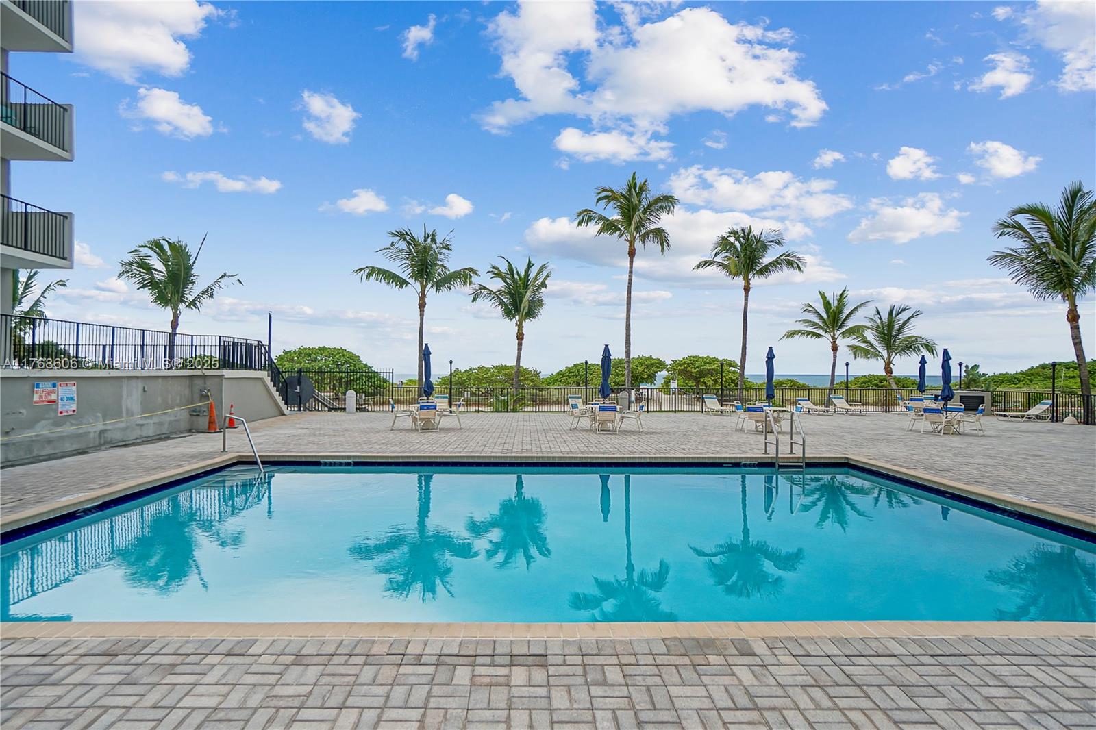 MANATEE CONDO - Residential Lease