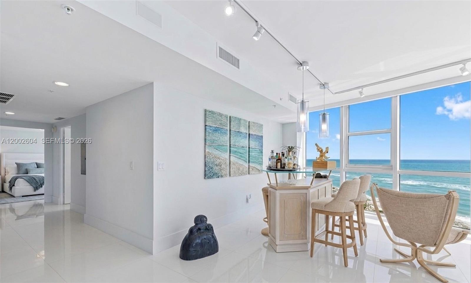 TRUMP ROYALE CONDO - Residential