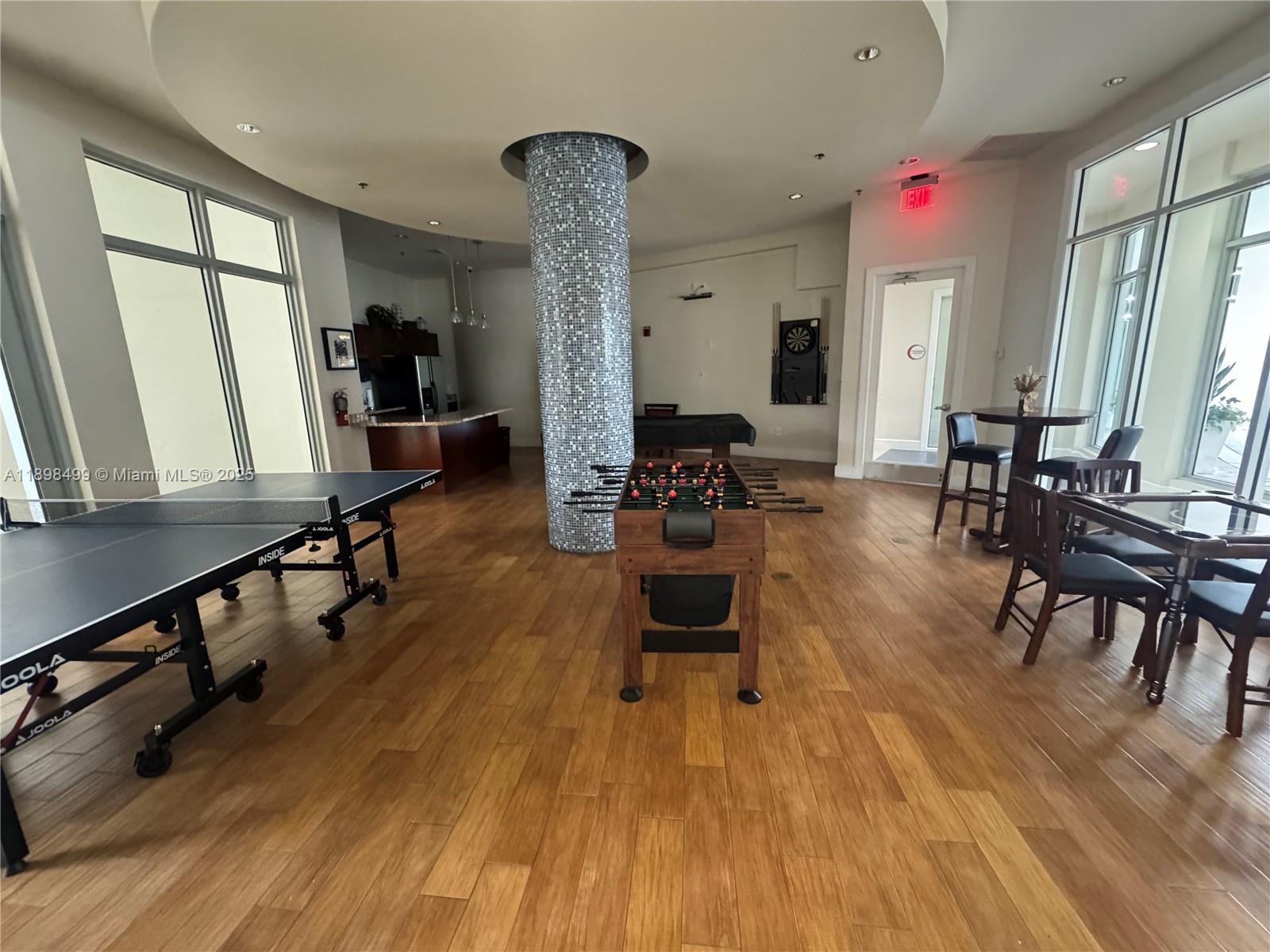 RADIUS CONDOminium - Residential