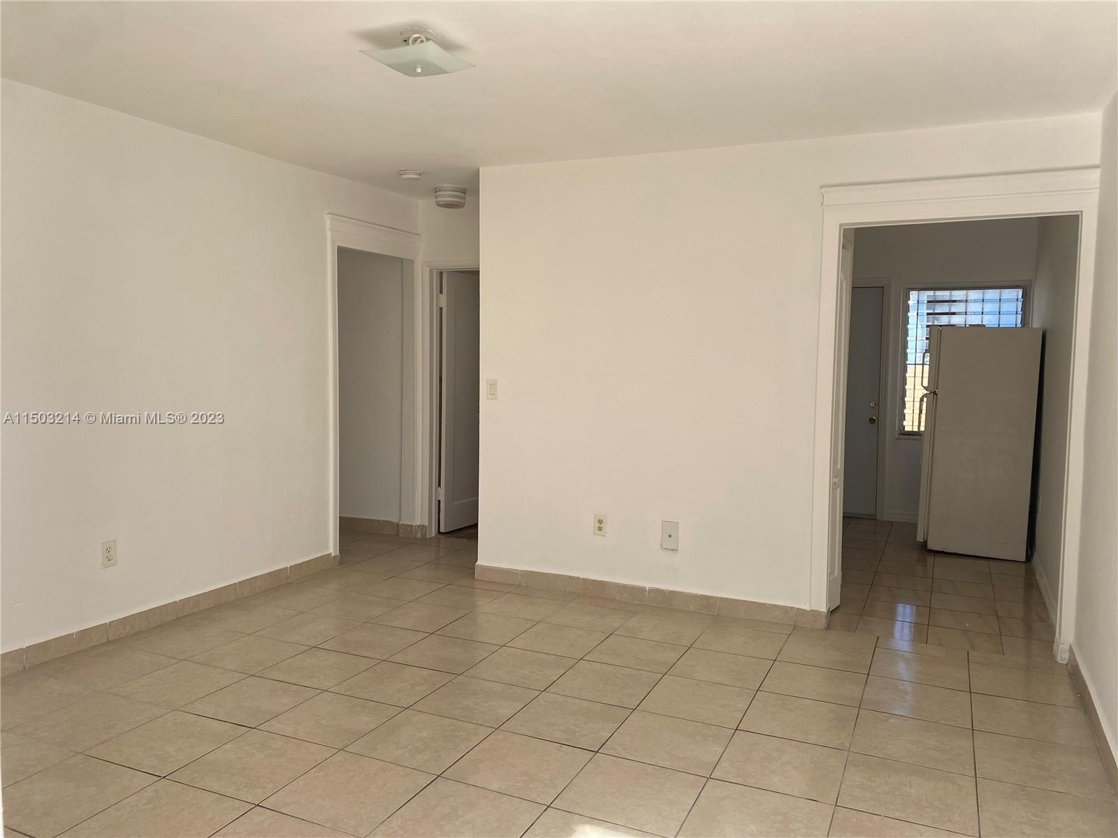 LAWRENCE ESTATE LAND CO - Residential Lease
