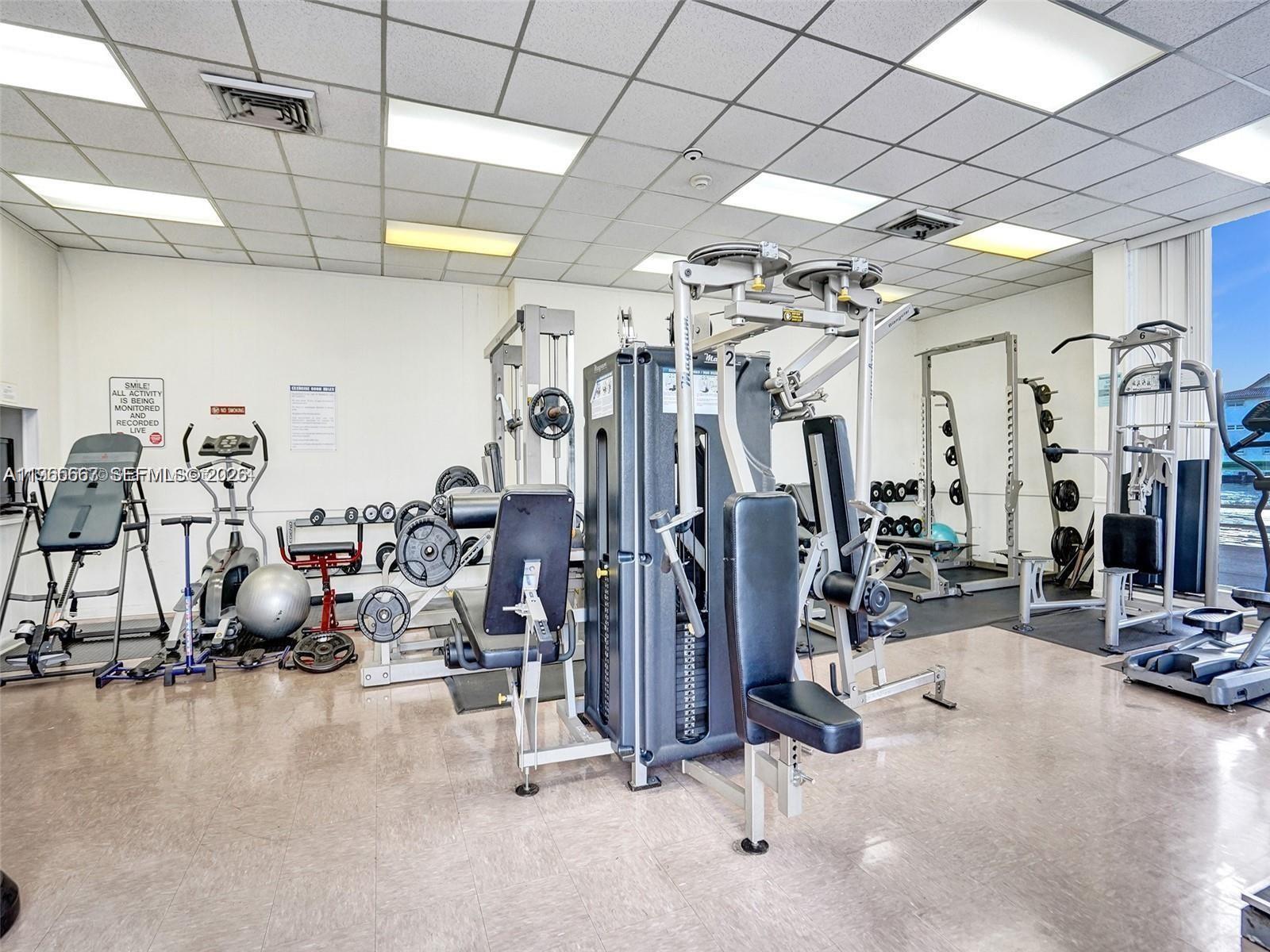 IMPERIAL TOWERS CONDO - Residential