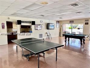 IMPERIAL TOWERS CONDO - Residential