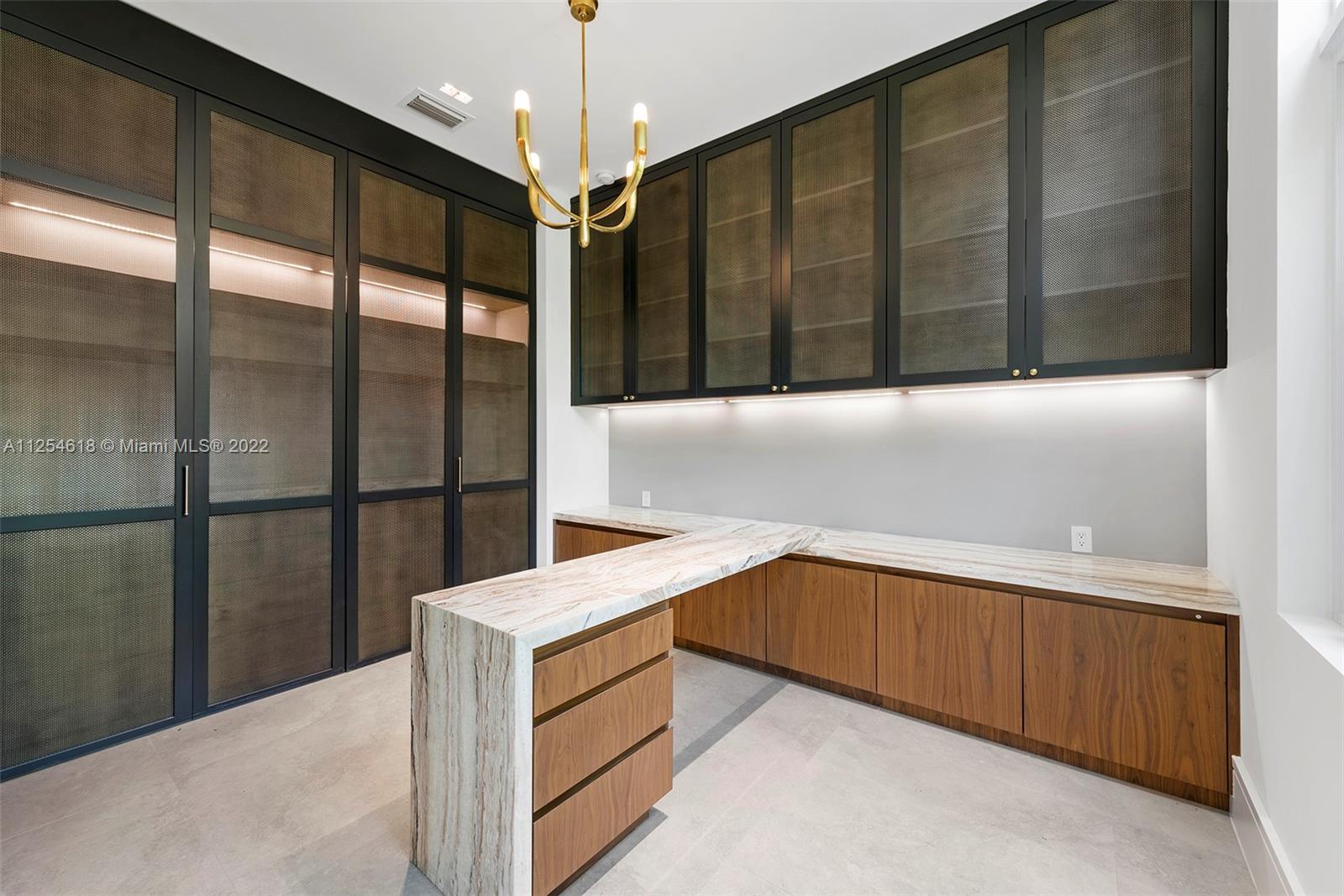 BAY RIDGE ESTS - Residential