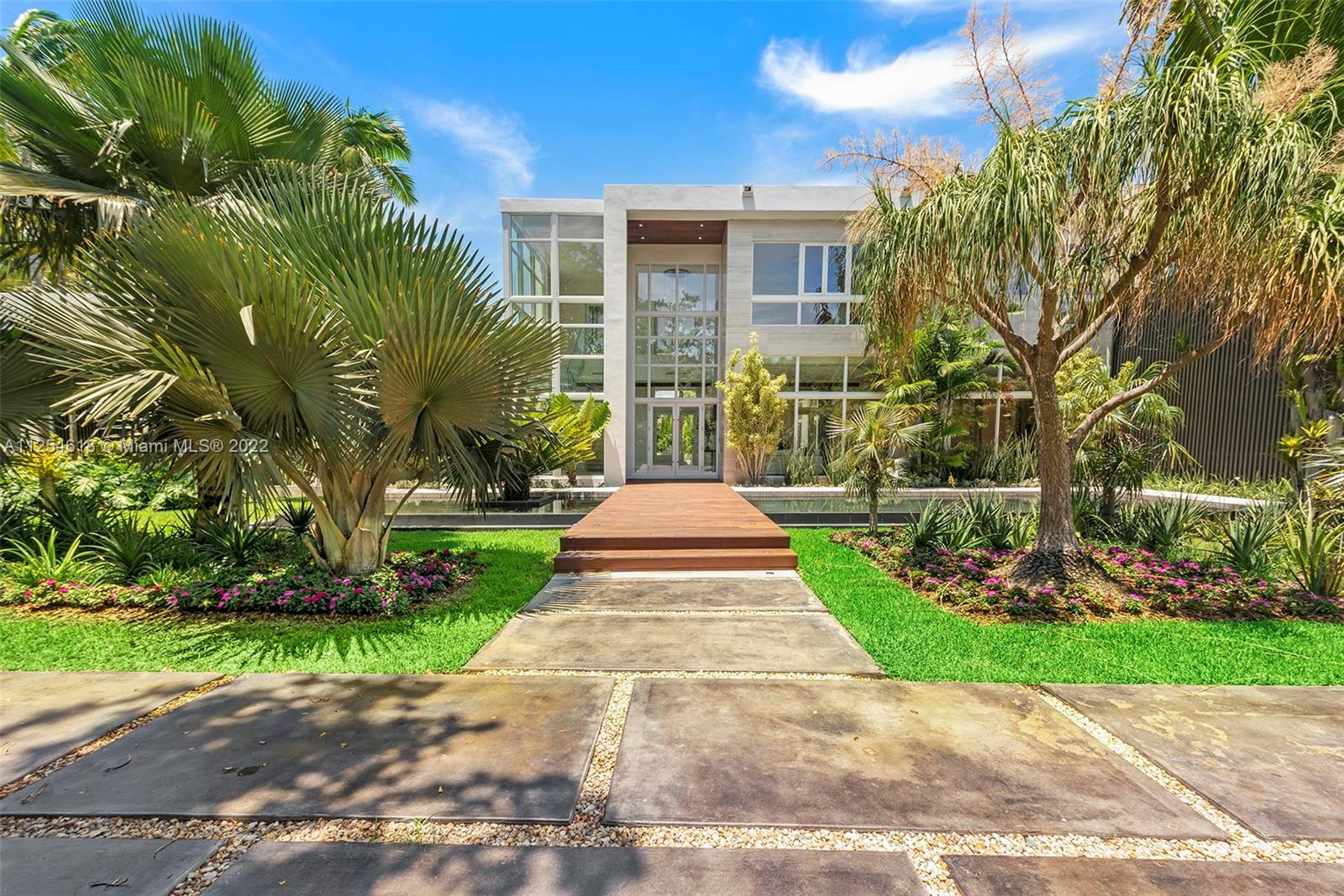 BAY RIDGE ESTS - Residential