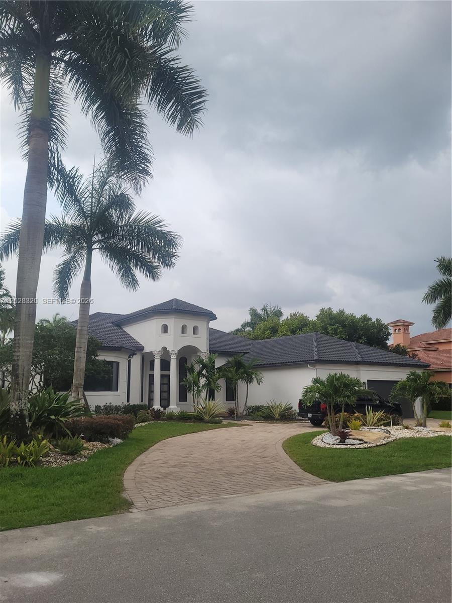 KAPOK GROVE ESTATES - Residential