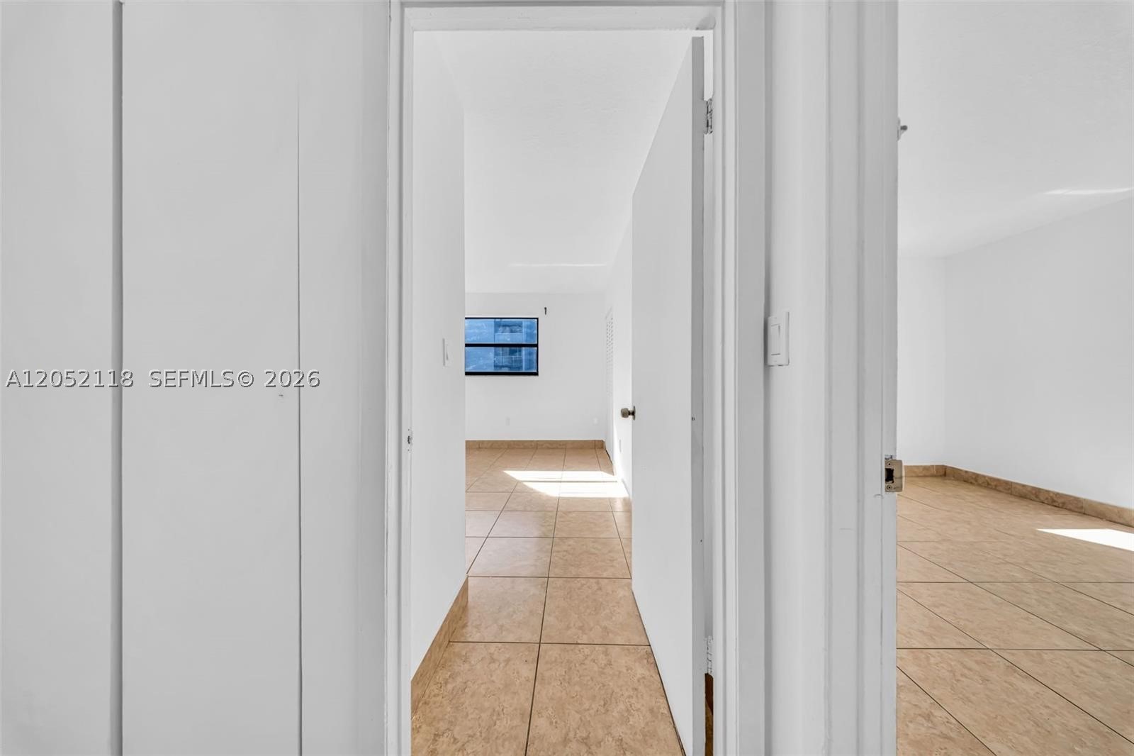 FONTAINEBLEAU GARDENS CON - Residential Lease