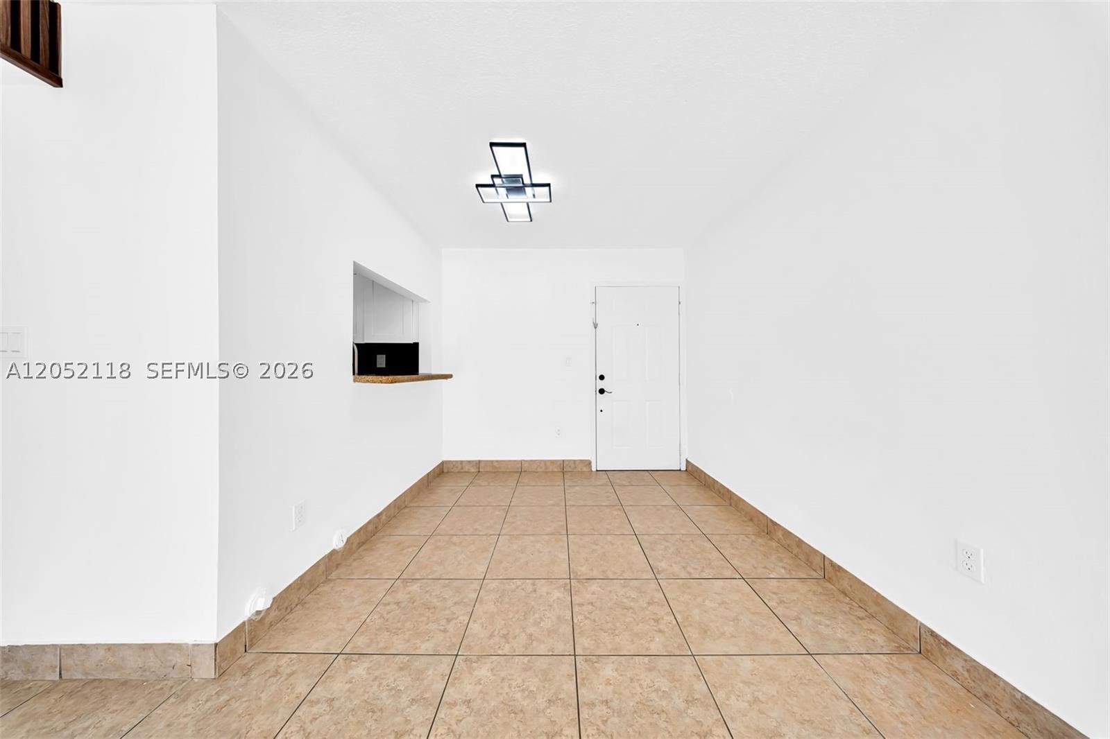 FONTAINEBLEAU GARDENS CON - Residential Lease